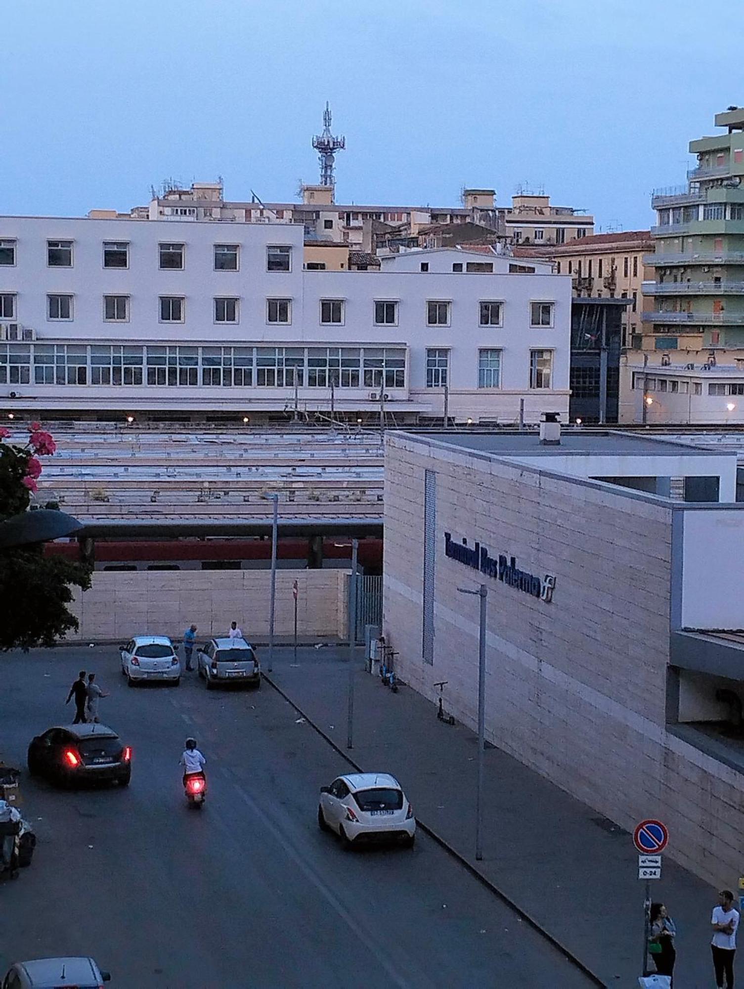 Stazione Di Palermo Affitti Apartment Exterior photo